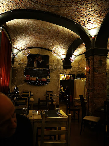 Tavolo apparecchiato